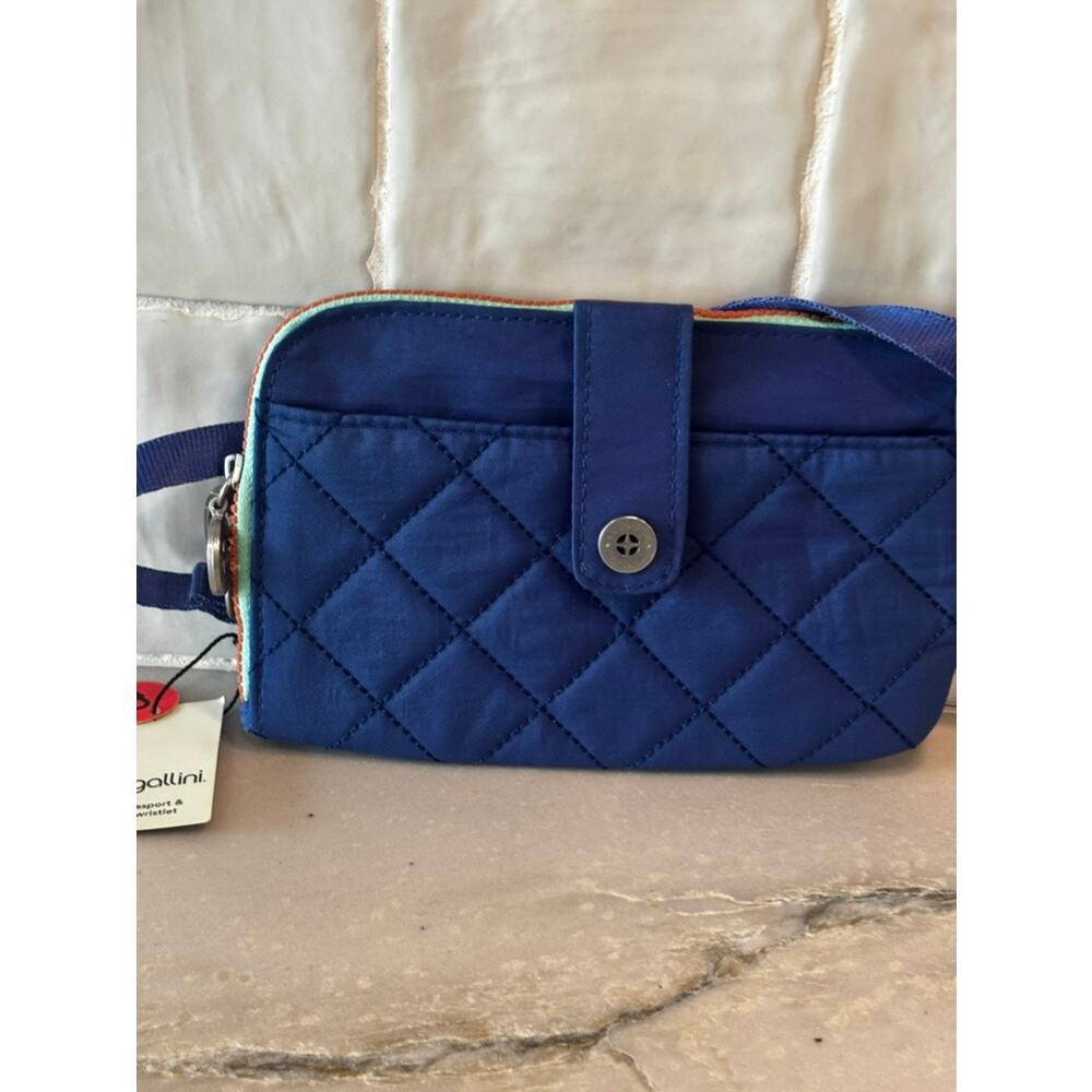 Baggallini RFID Passport / Phone Wristlet NWT!
